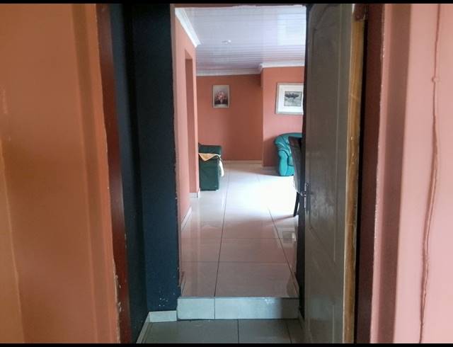 4 BEDROOM FREEHOLD FOR SALE IN KAGISO